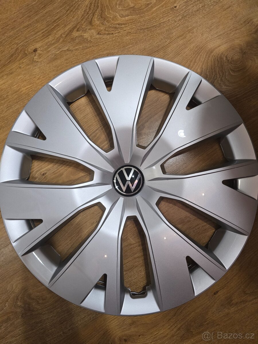 Poklice sada 4 kusů na VW