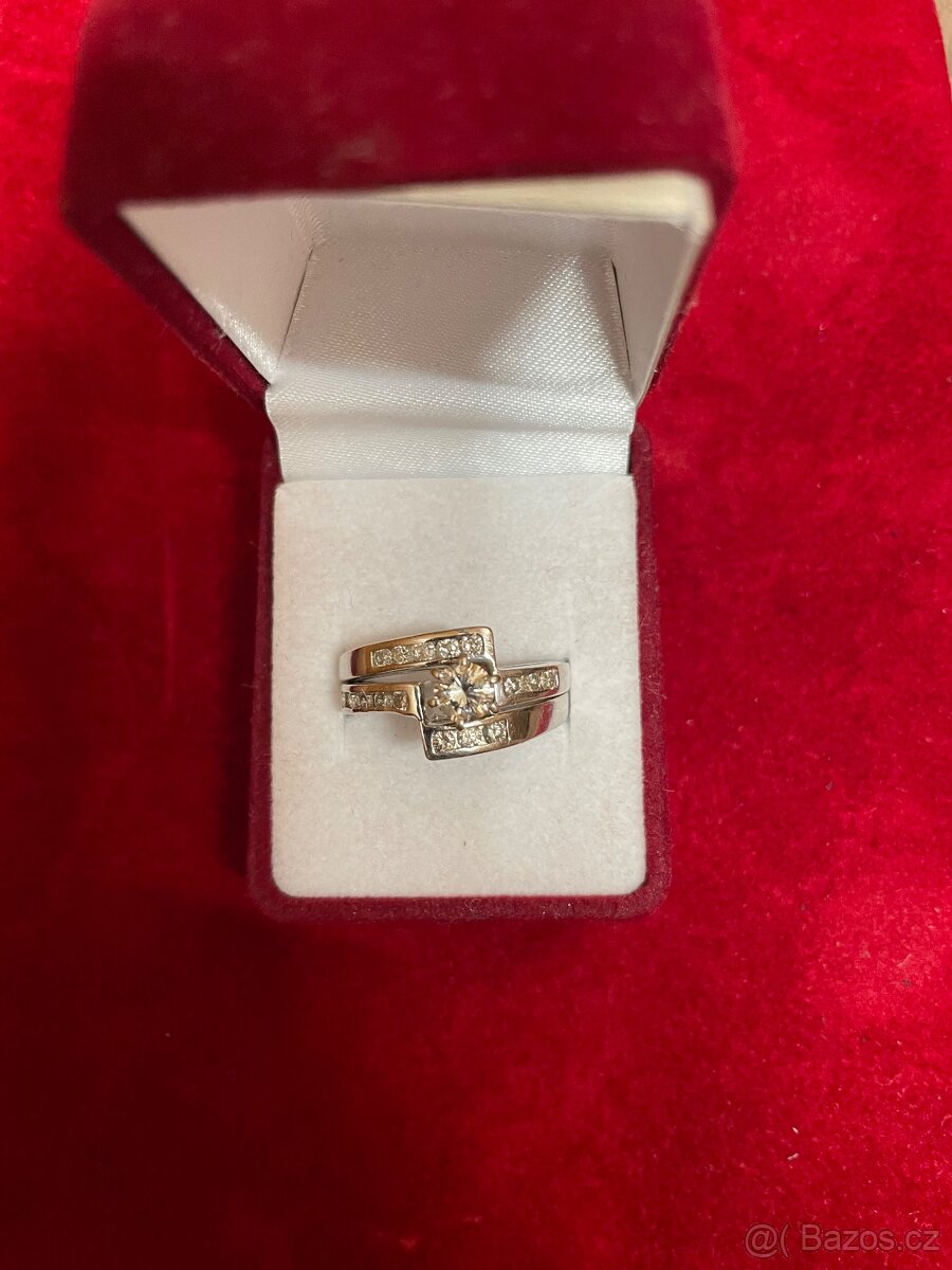Zlatý prstýnek s Brilianty