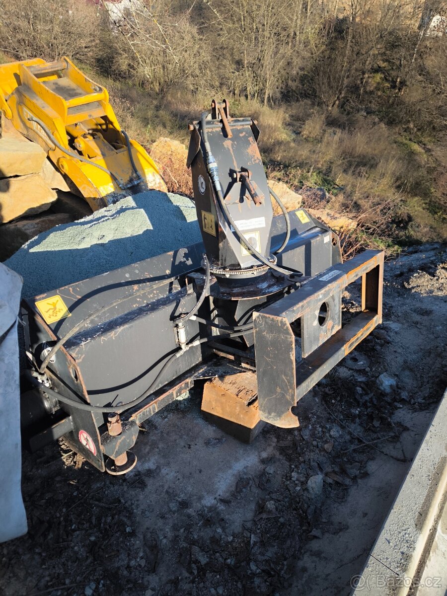 sněhovoa fréza na unc