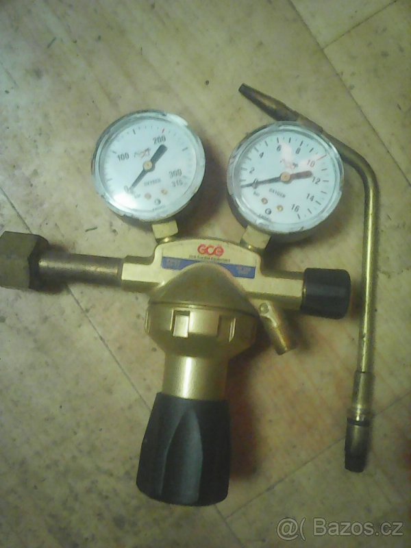 Autogení hořáky a lahve plyn-kyslík