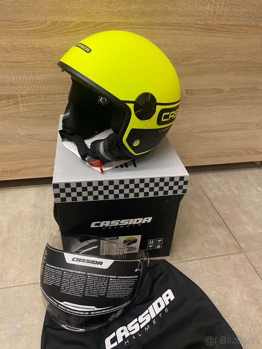 Helma na motorku Cassida Handy Plus, vel. L