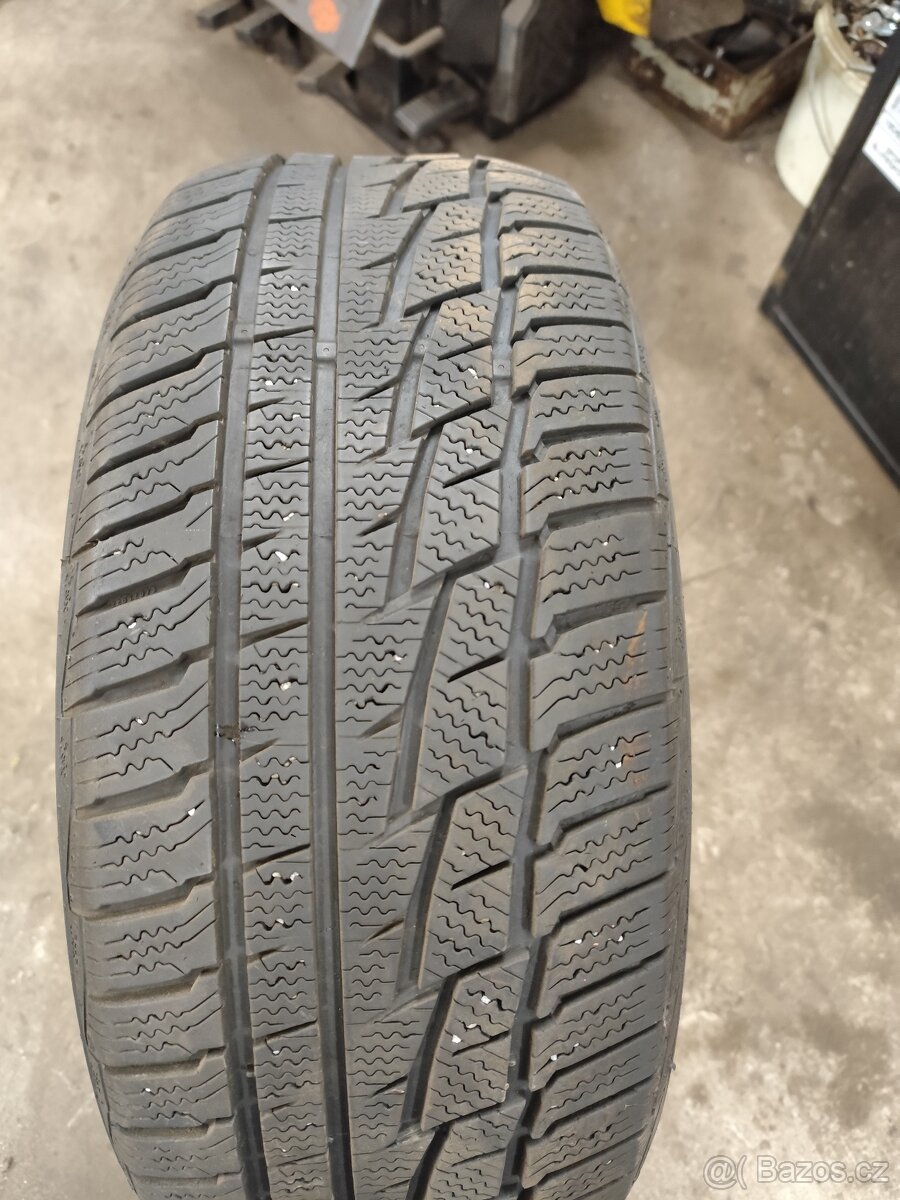 215/55R16