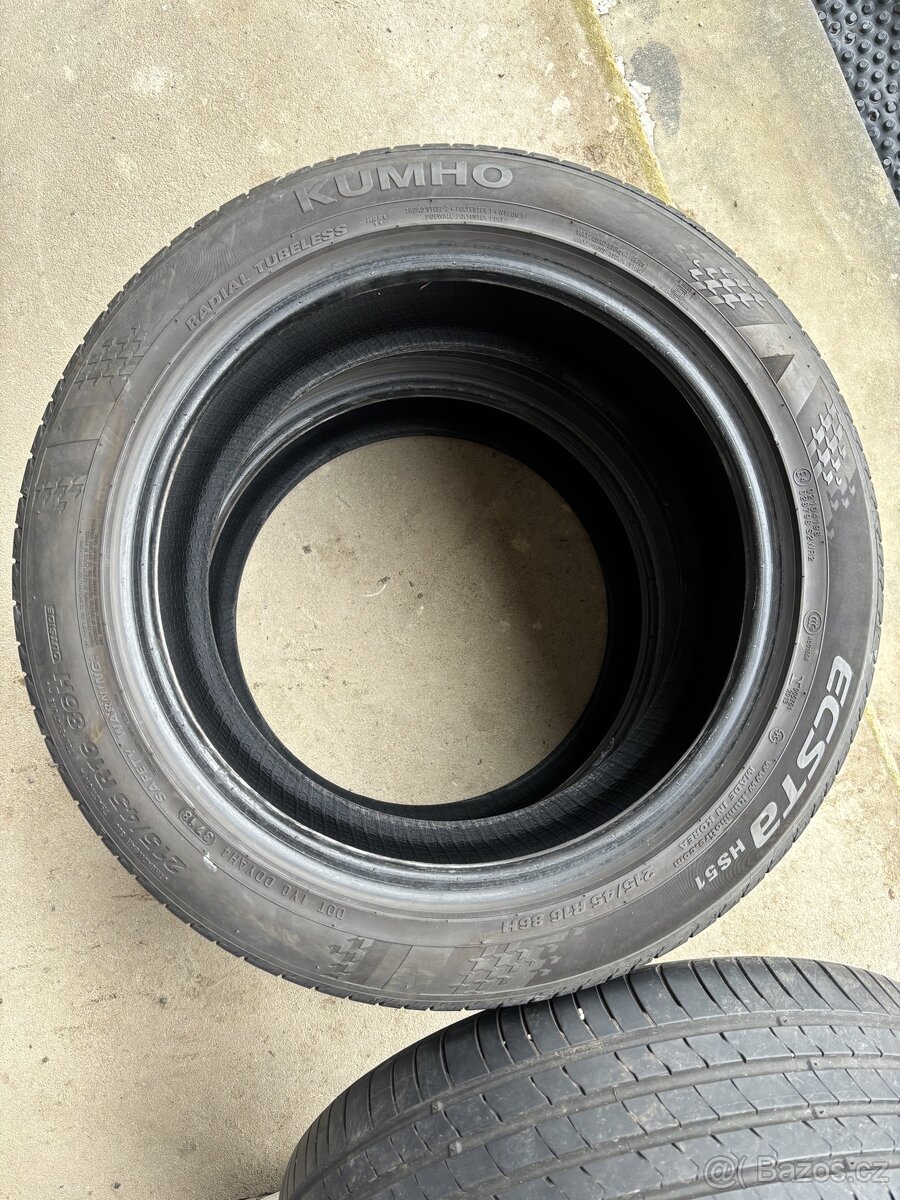 Kumho 215/45 r16 letní pneu
