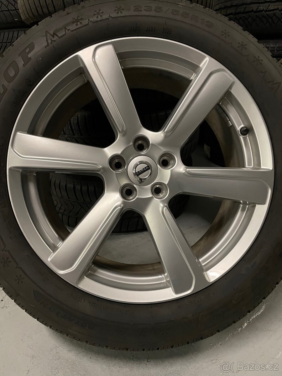 Original zimni alu Volvo XC90 II r19 235/55/19 95%