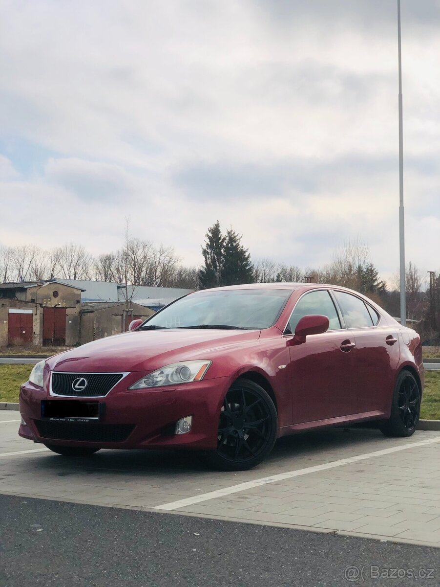 Lexus IS 250