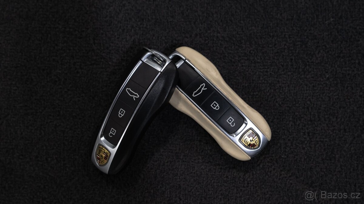 autoklíč Porsche