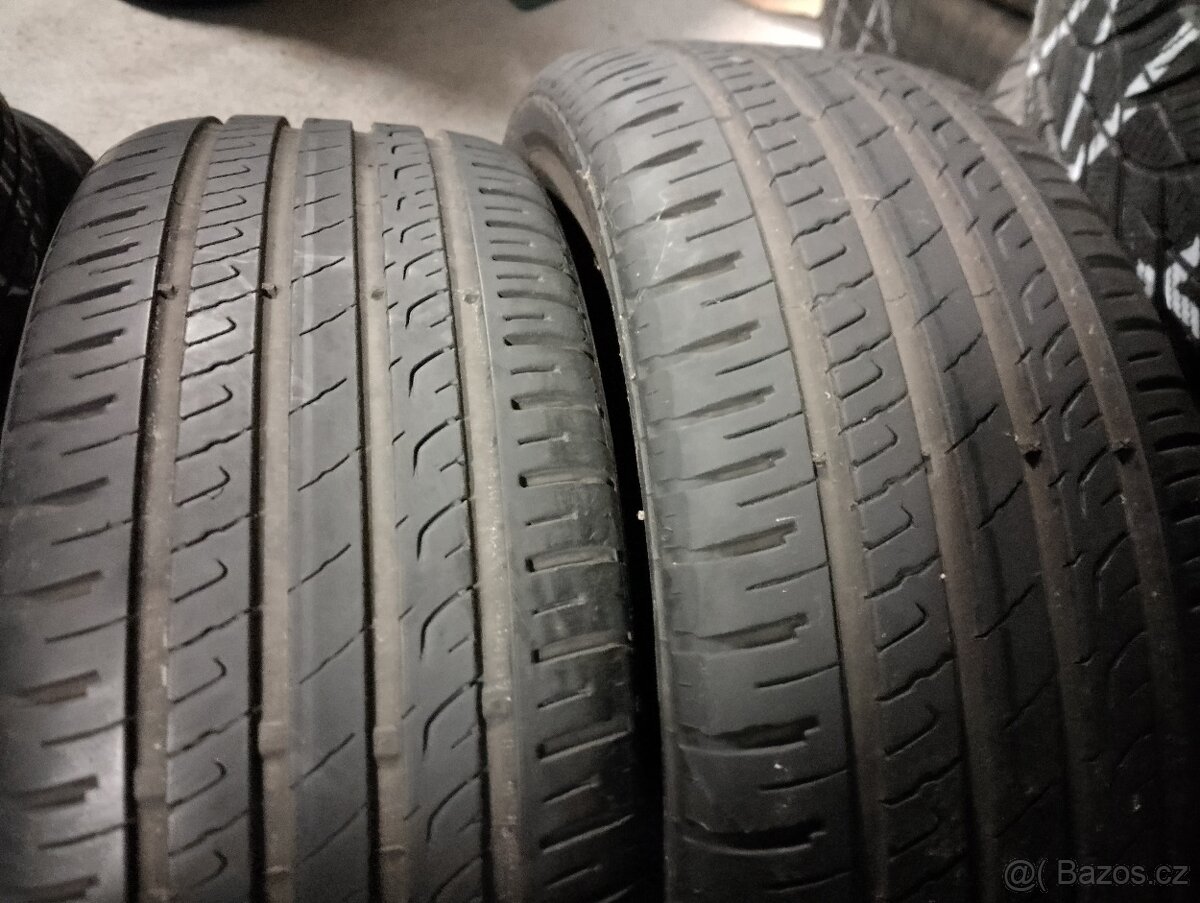 Pneu 205/50 - R17