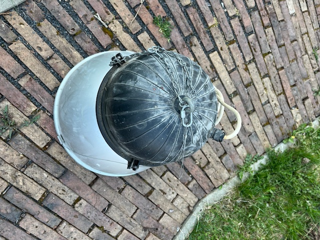 Průmyslová lampa