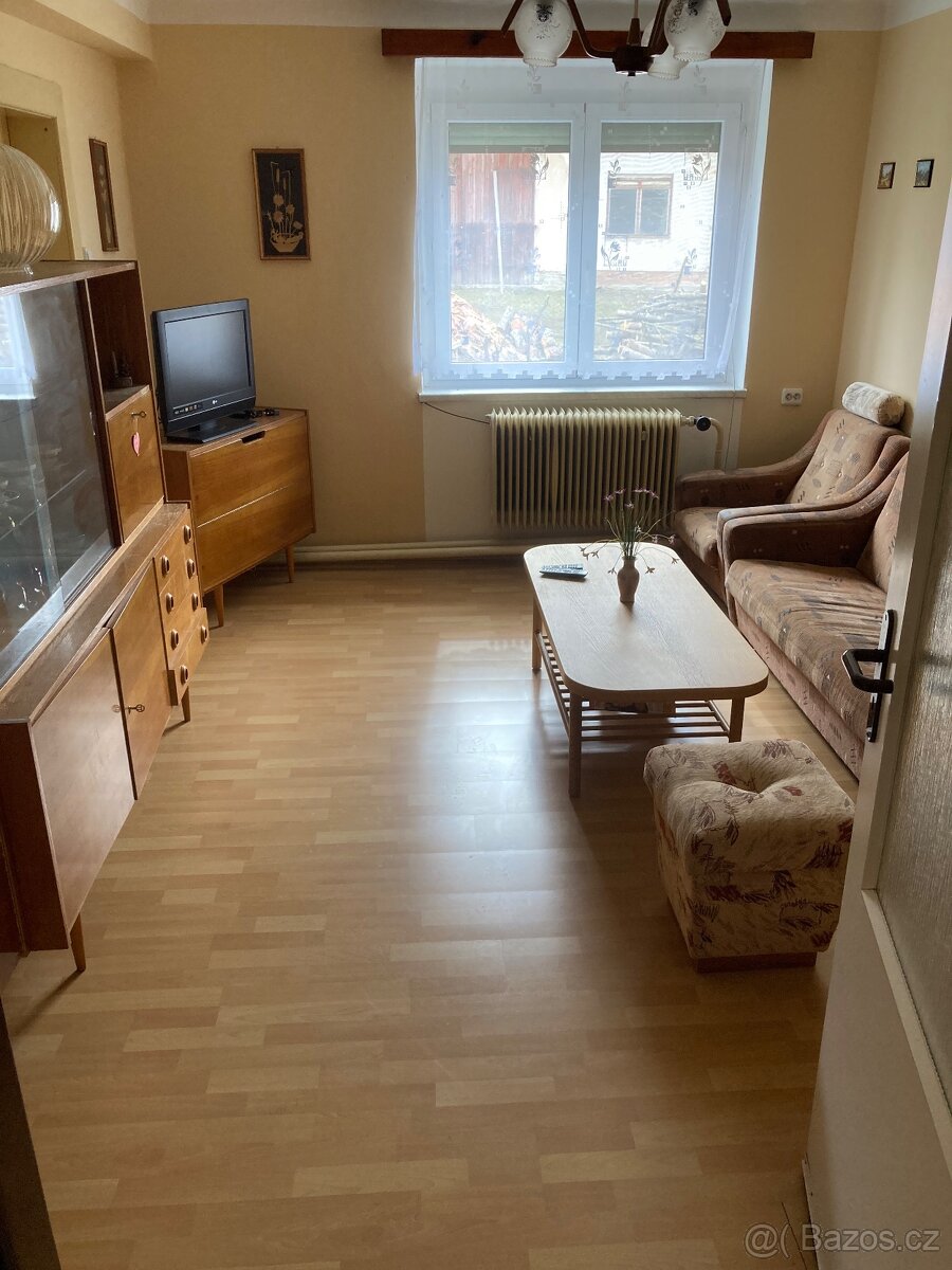 Rozkládací gauc