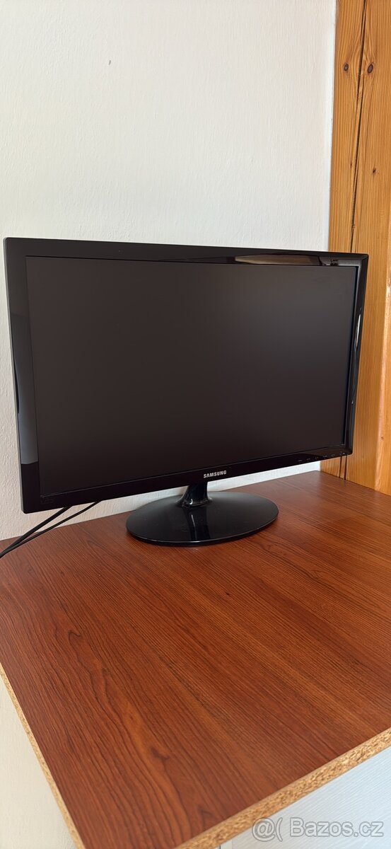 Monitor Samsung 24”
