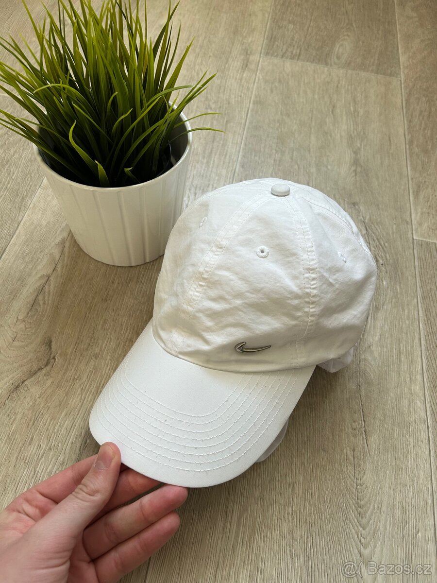 Nike bílá kšiltovka 🧢