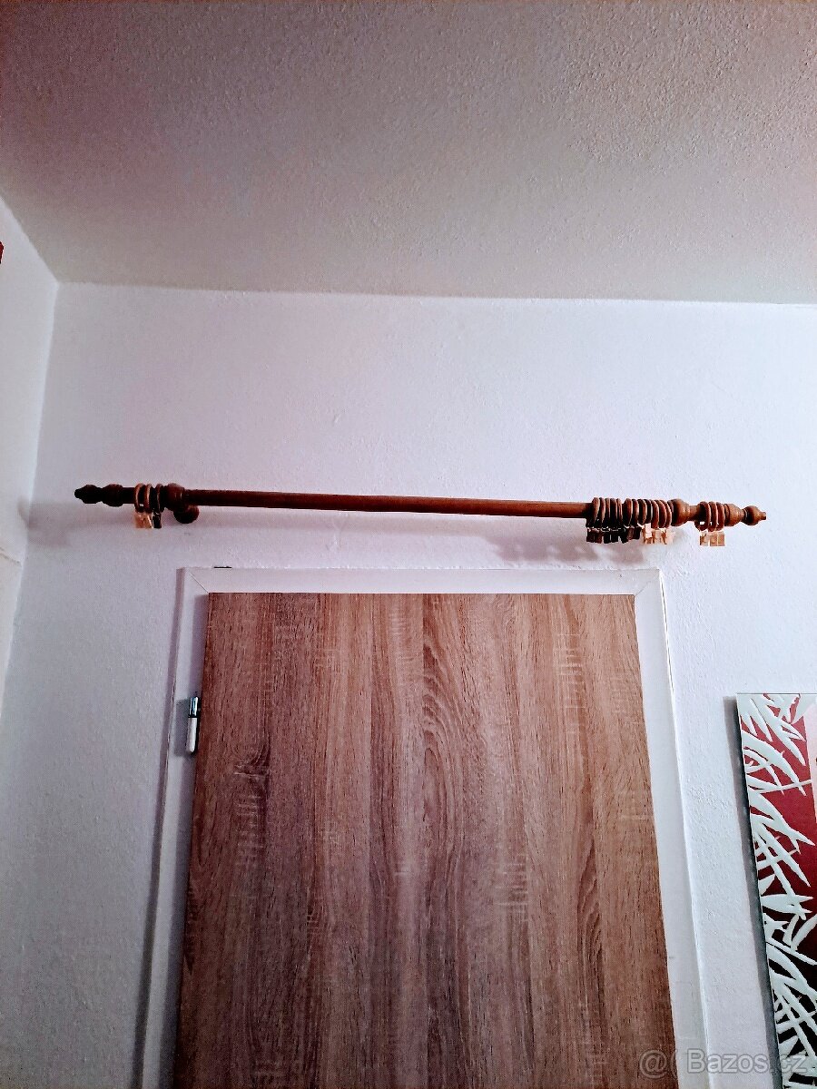 Dřevěná garnýž délka 115cm, 28mm jednořadá
