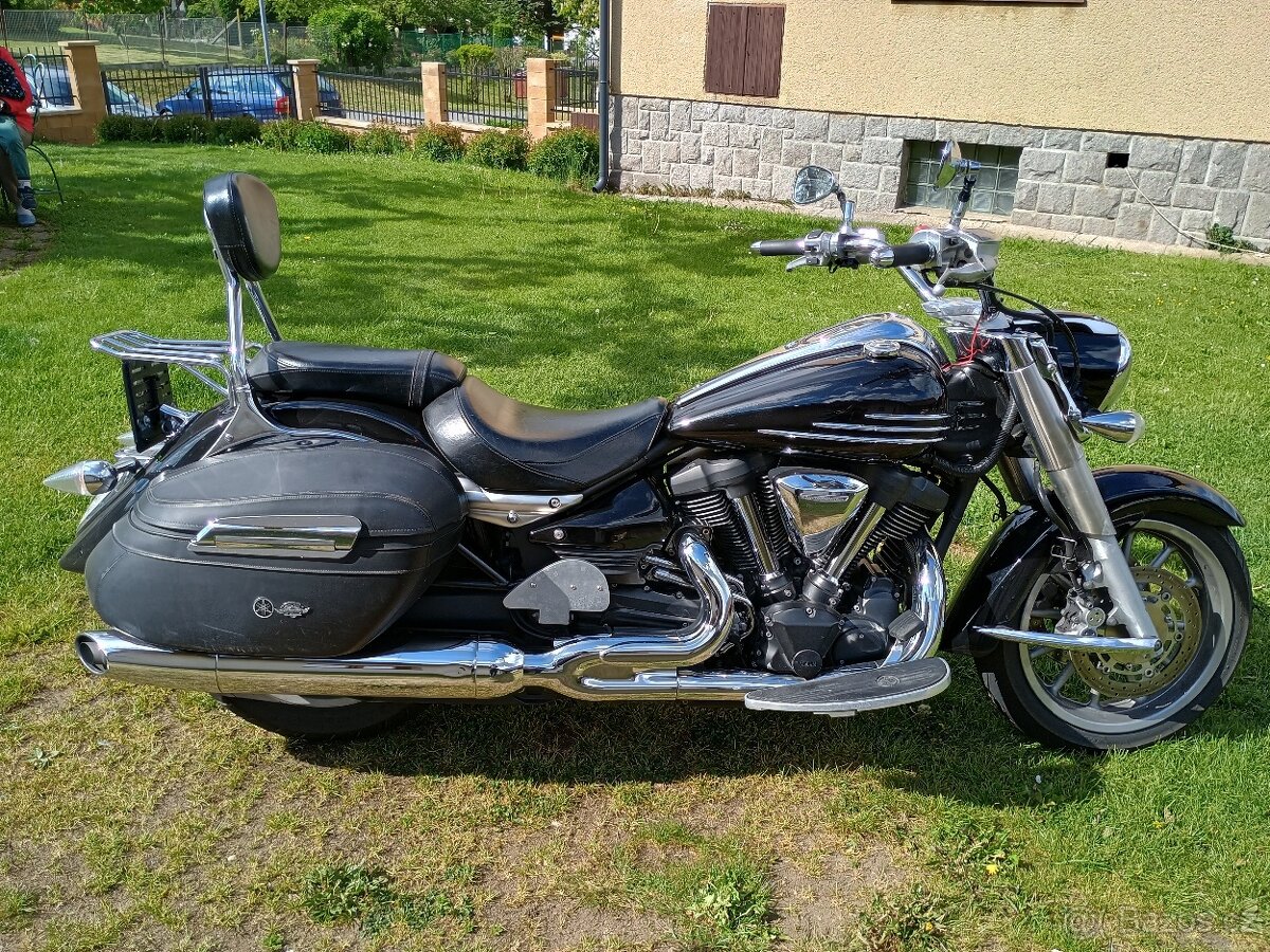Yamaha xv 1900 midnightstar