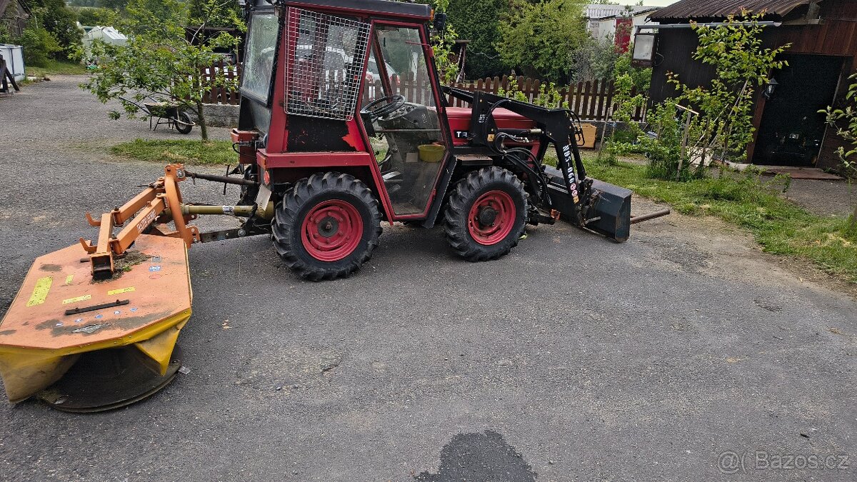 Traktor MT8-050