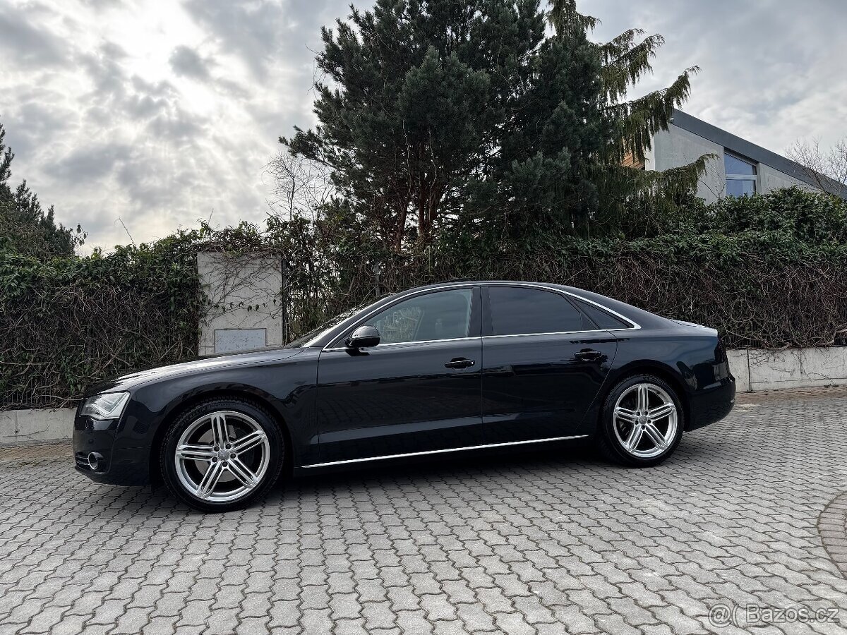 audi A8,3.0tdi,184kw,250ps,model 2013,max vybava,20alu