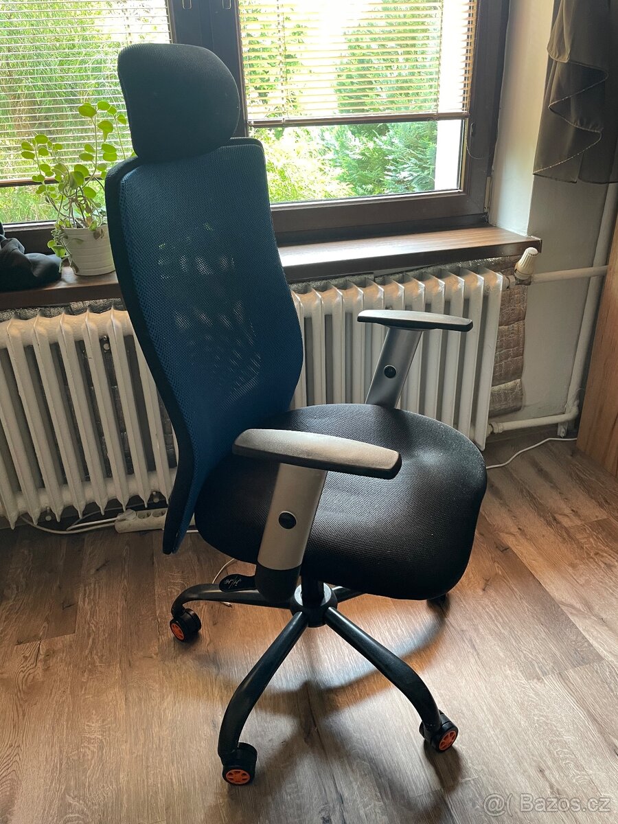Židle k počítači