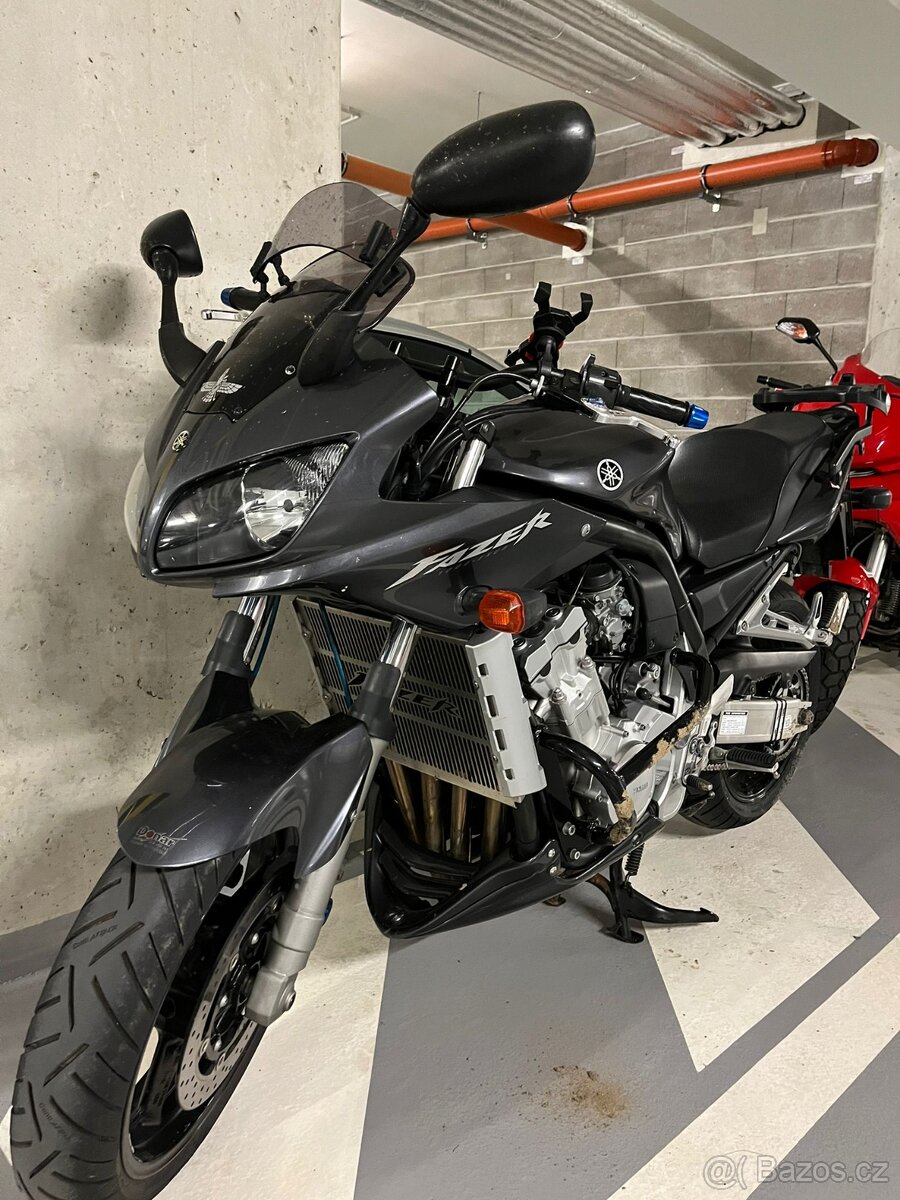 Yamaha FZS 1000 Fazer