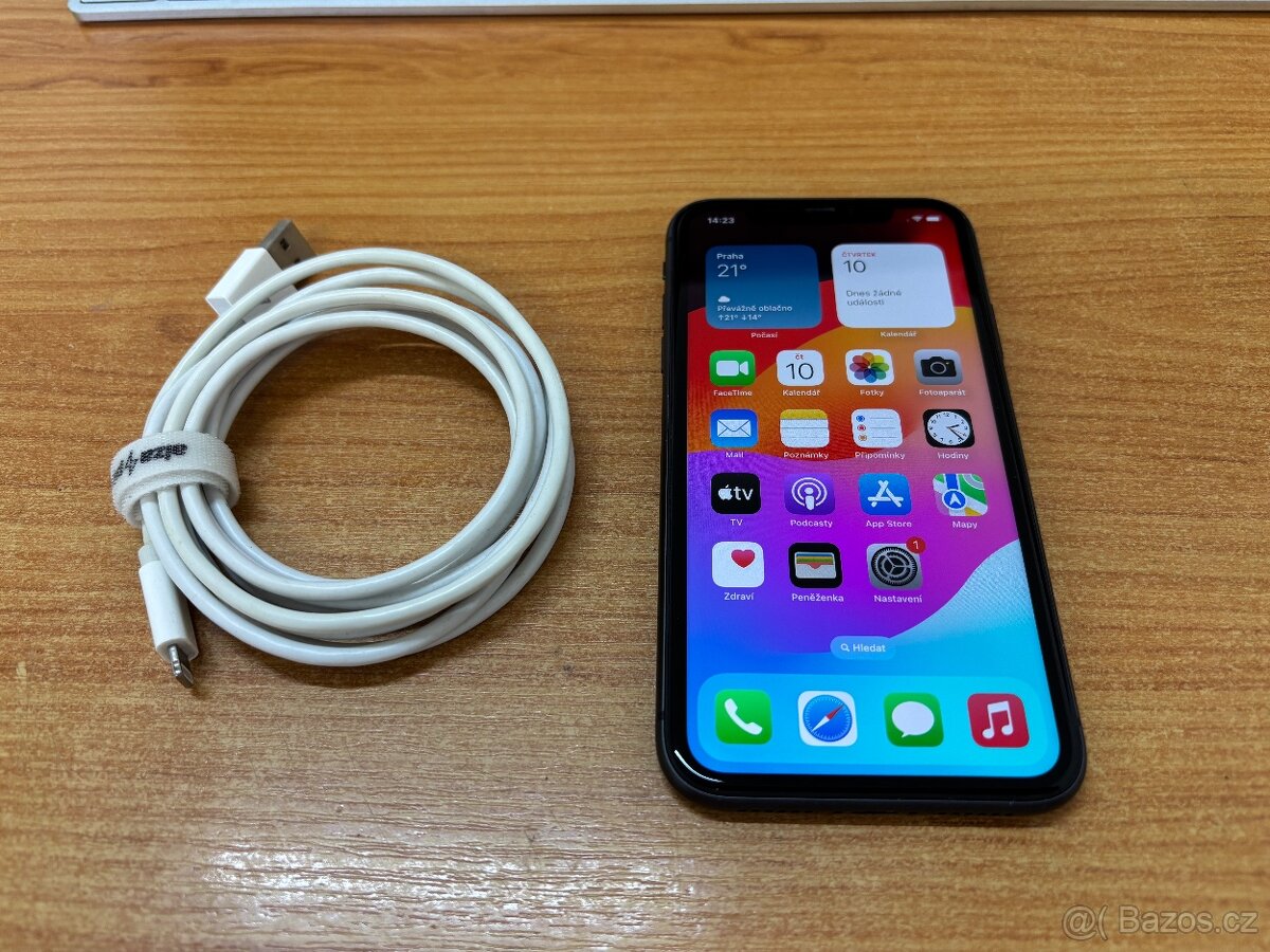 Apple iPhone 11 - 64GB Black