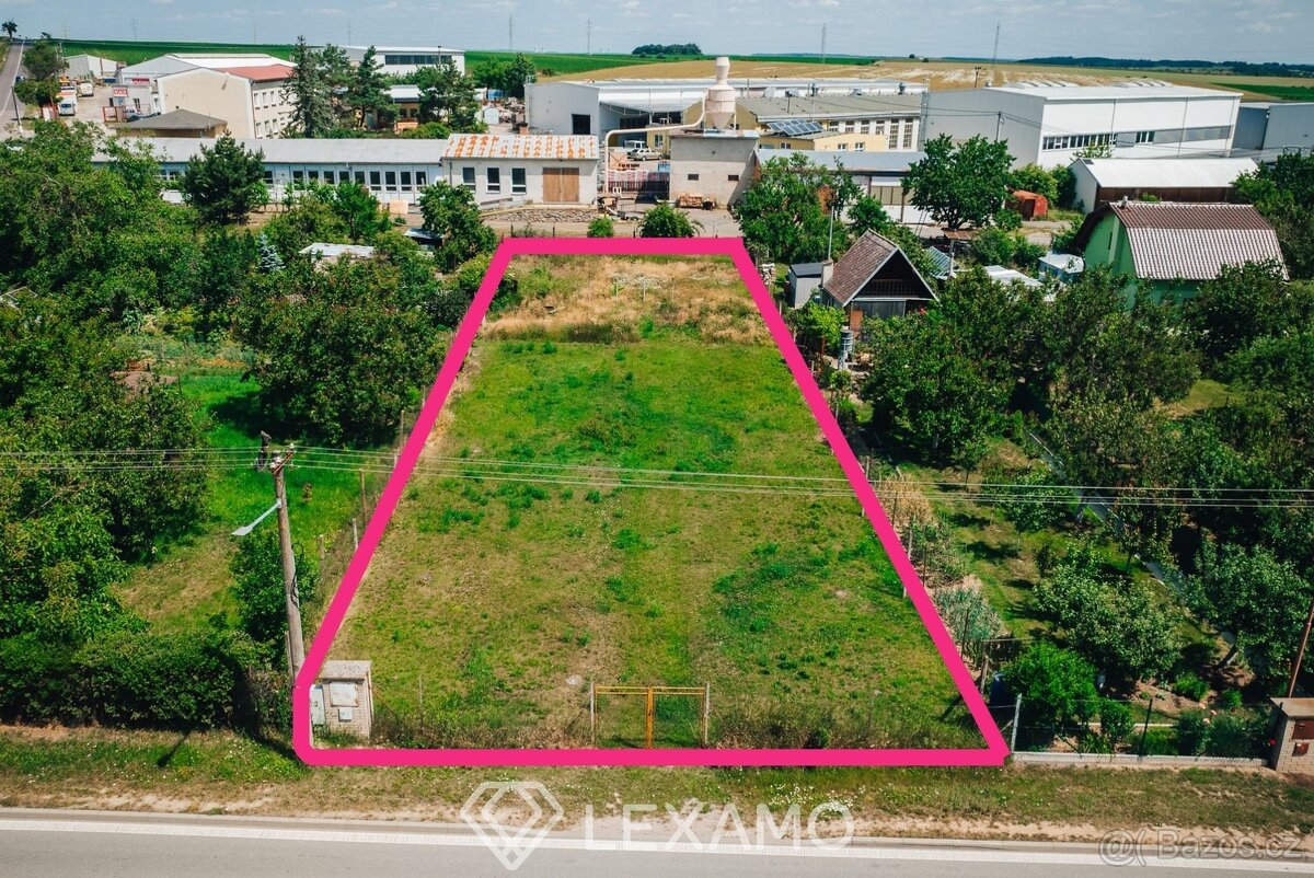 Pronájem zahrady, 923 m² - Znojmo - Přímětice, ev.č. 00297