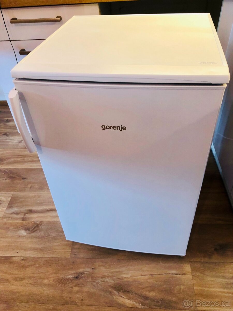 pěkná lednice Gorenje s mrazákem DOVOZ možný