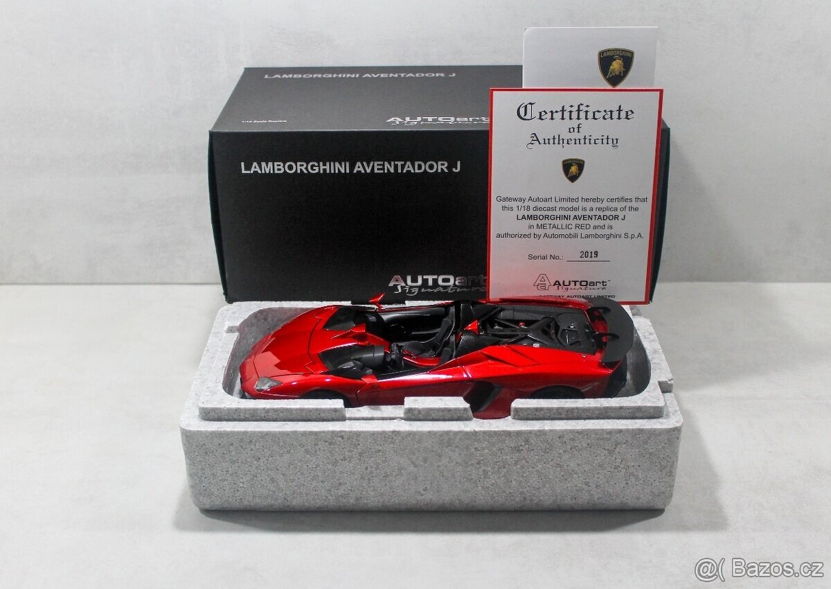 Autoart Signature Lamborghini Aventador J 1:18 Metallic red