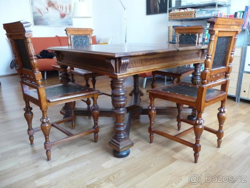 historický stůl ořech r.1880