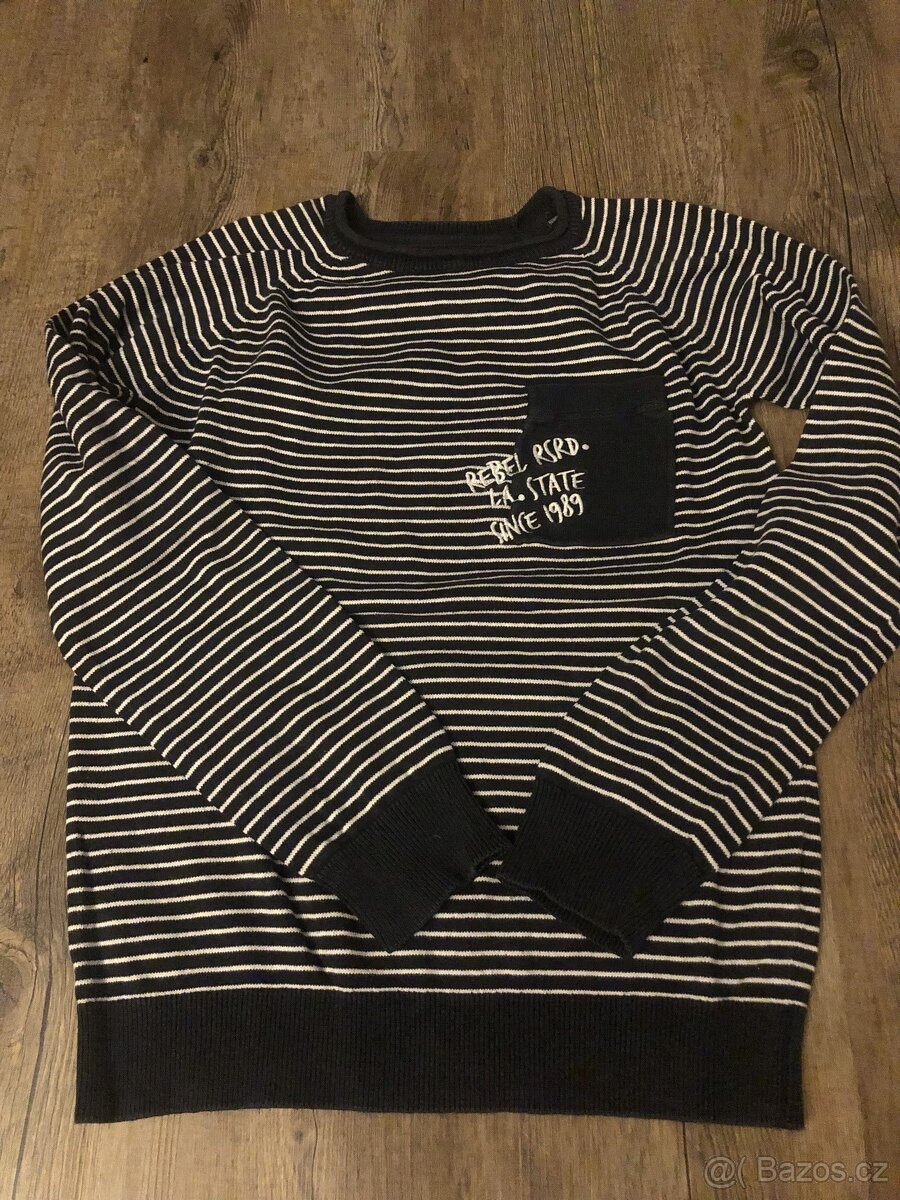 Bavlneny svetr velikost 146 značka RESERVED