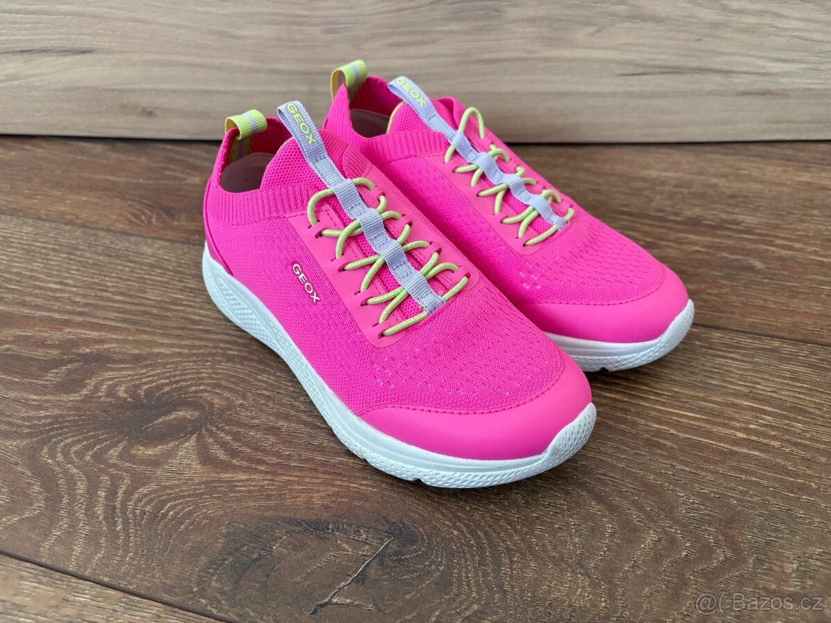 Dětské dívčí boty Geox vel. 34 - pouze vyzkoušené, nenošené