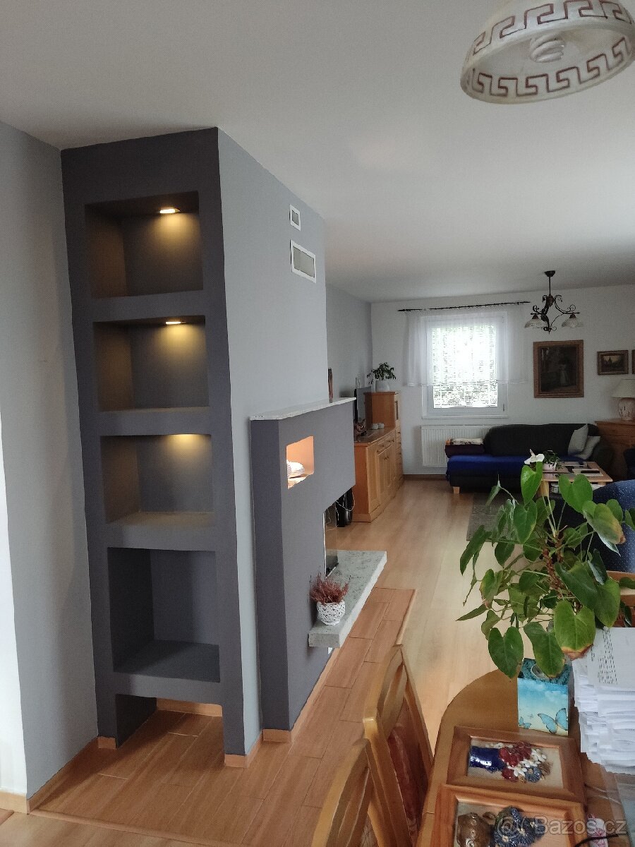 606438179-Malování , lakování, tapetování, okrasné stěrky,