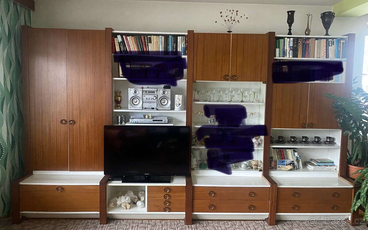 Retro obývací stěna