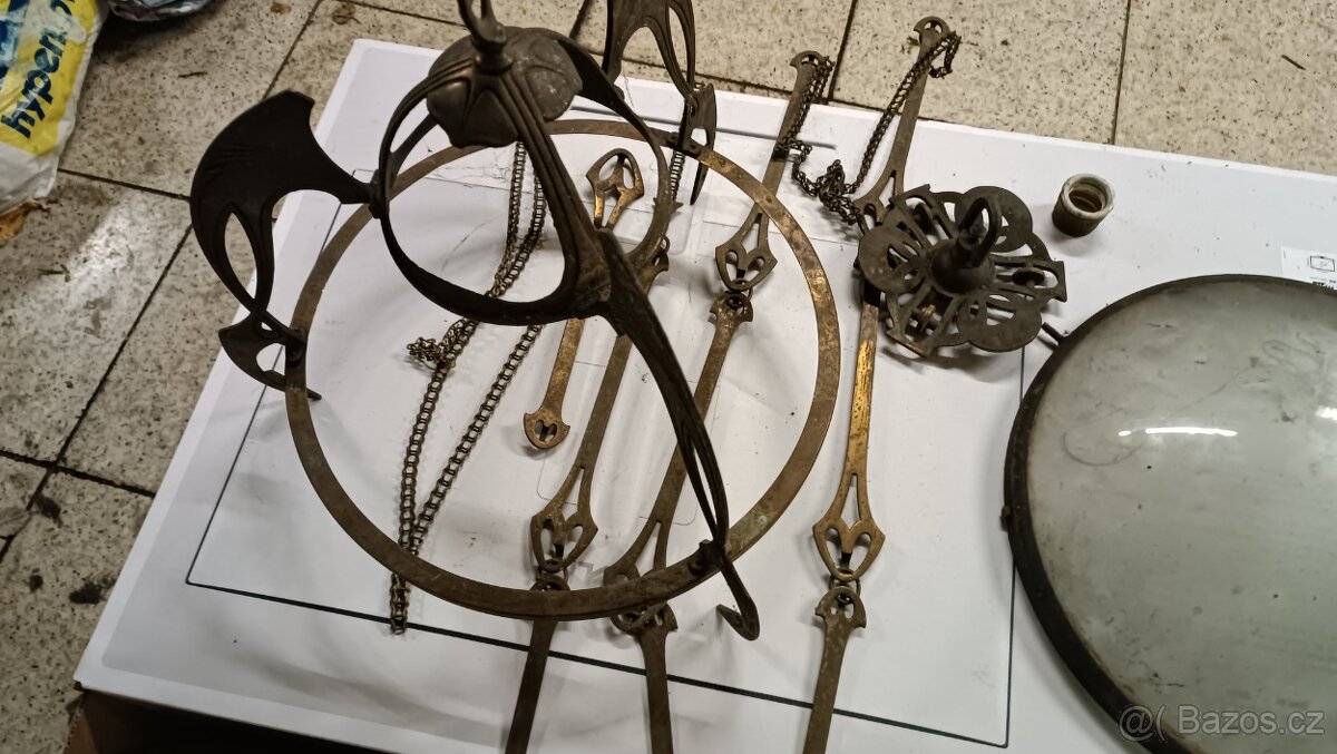 Lustr secesní mosazný , zajímavý širm