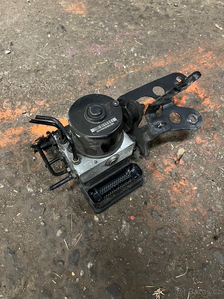 Škoda Octavia 2 ABS kostka