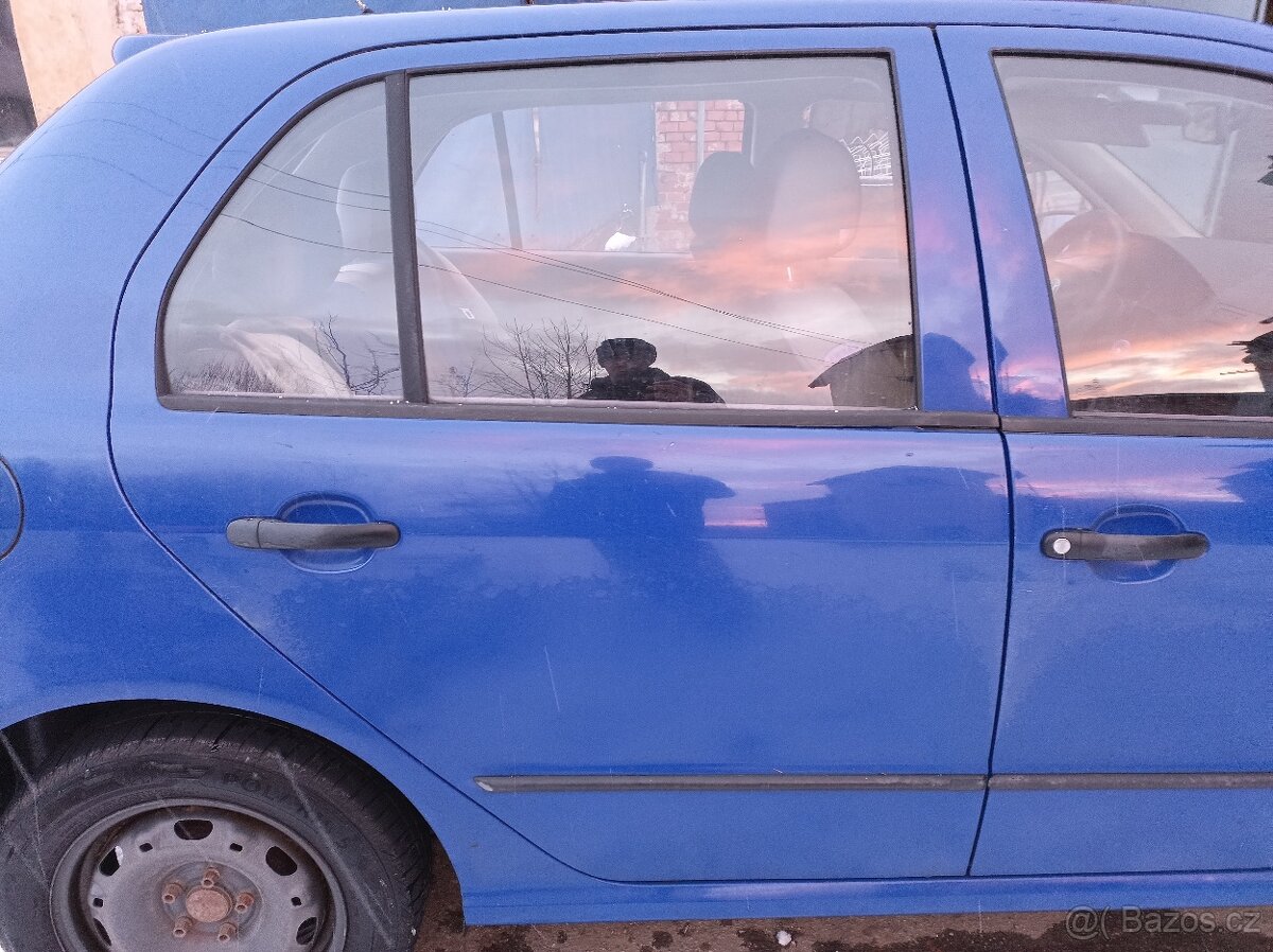 Škoda Fabia 1 - Dveře 4590