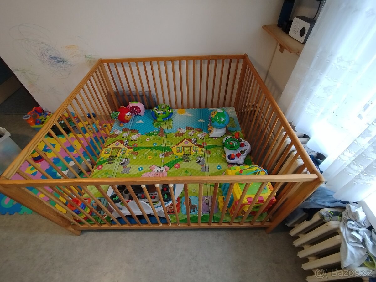 Ohrádka pro děti dřevěná
