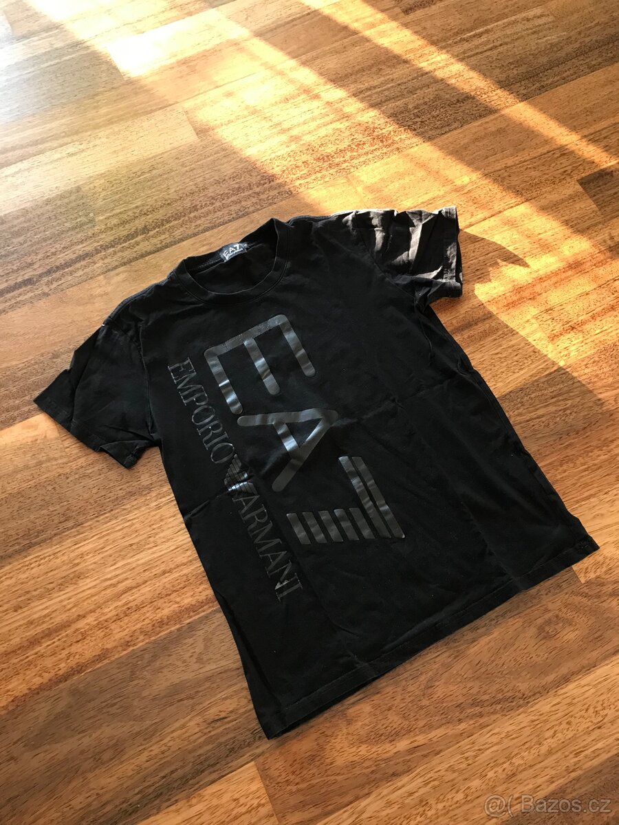 Emporio Armani triko