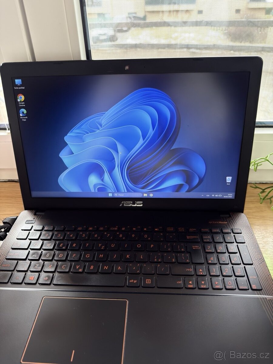 Prodám herní notebook Asus F550
