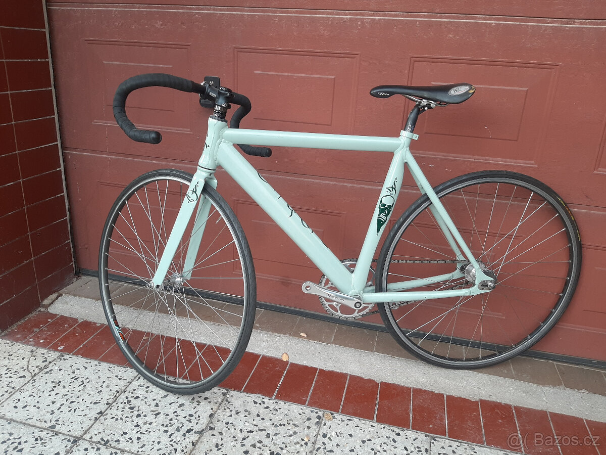 Prodám dráhové kolo