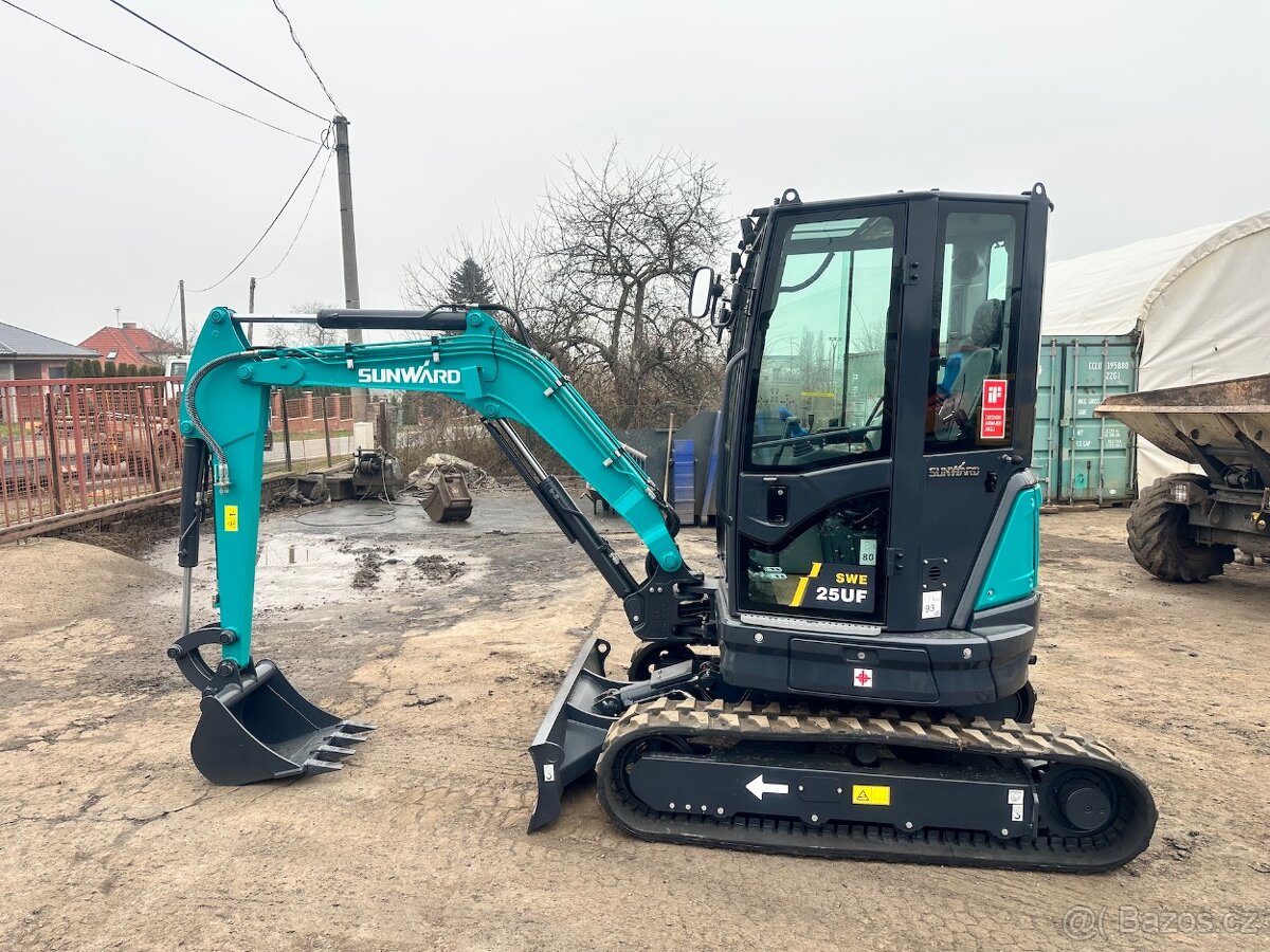 SUNWARD SWE 25UF, úplně nový stroj, záruka