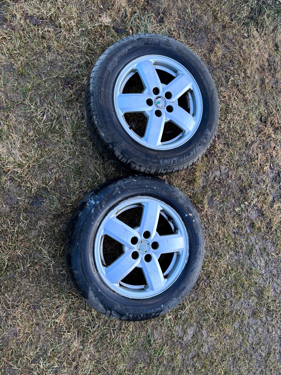 Alu R15 Triton kusovka octavia 1