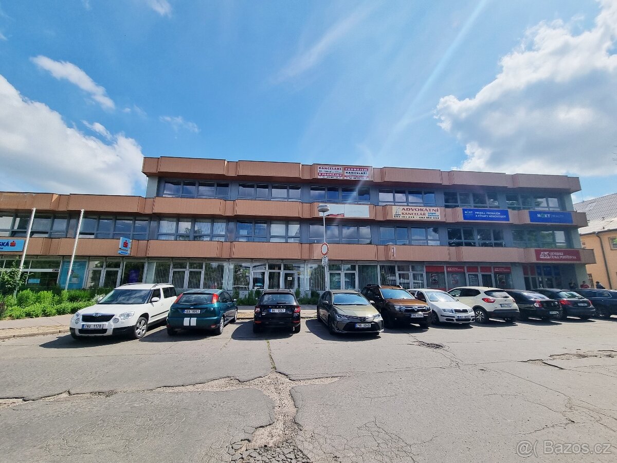 Pronájem, komerční prostor, 35 m2, Chrudim