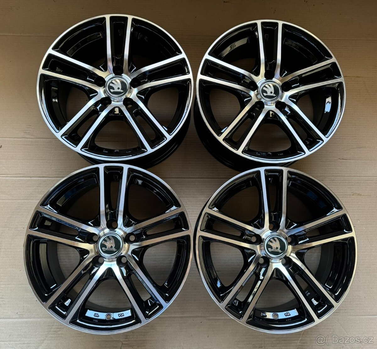 nová alu kola 15", rozteč šroubů 5x100