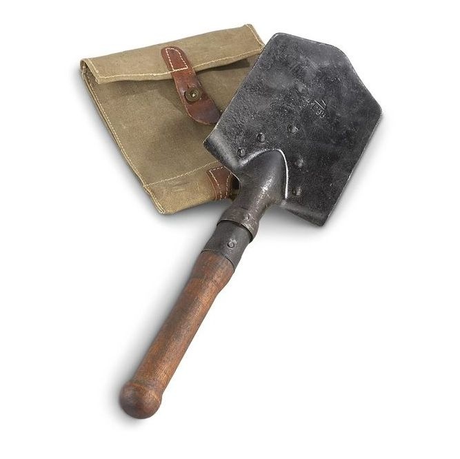 Sháním vojenskou lopatku