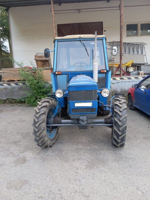 Traktor Zetor