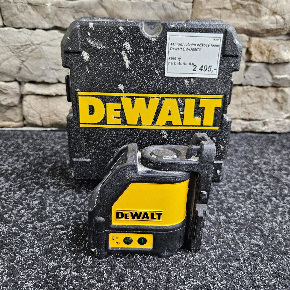 Laserový kříž DeWALT DW088CG