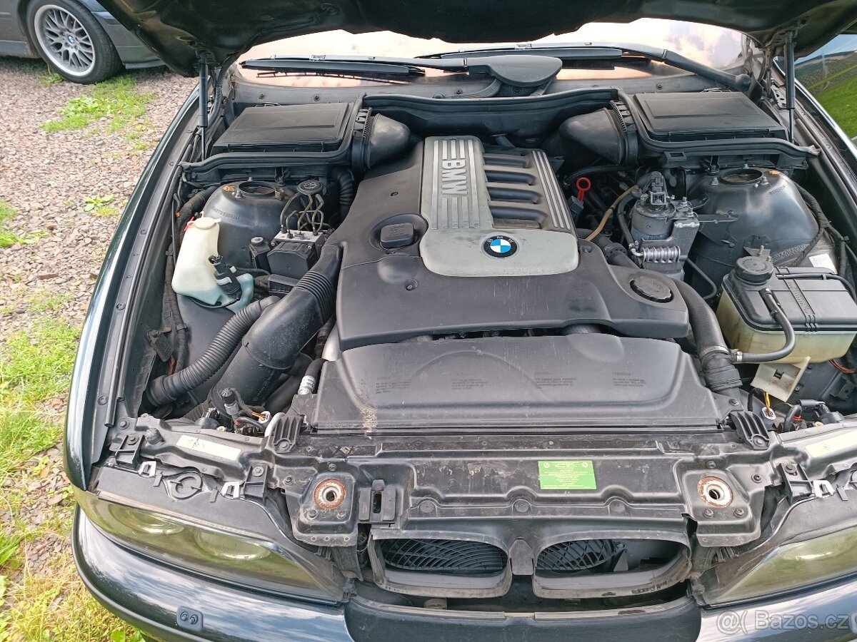 BMW řada 5 e39 530d manuál touring STK 4/26