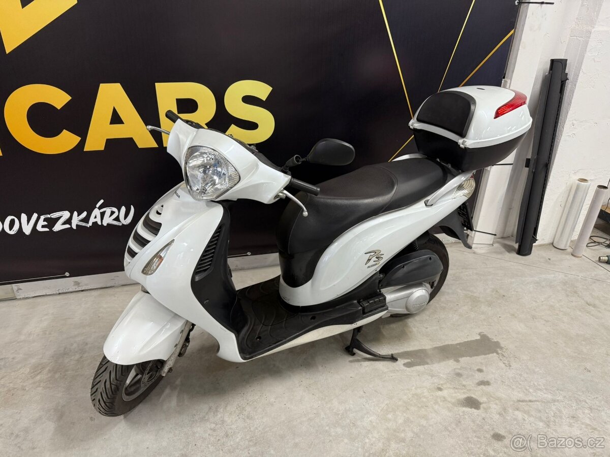 Honda PS 125i
