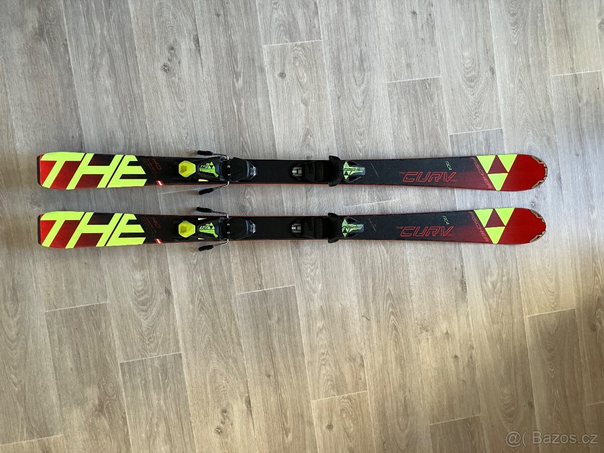 Sjezdové lyže Fischer RC4 CURV délka 140cm