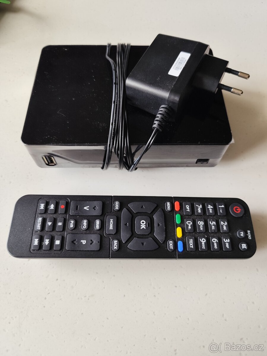 Satelitní přijímač