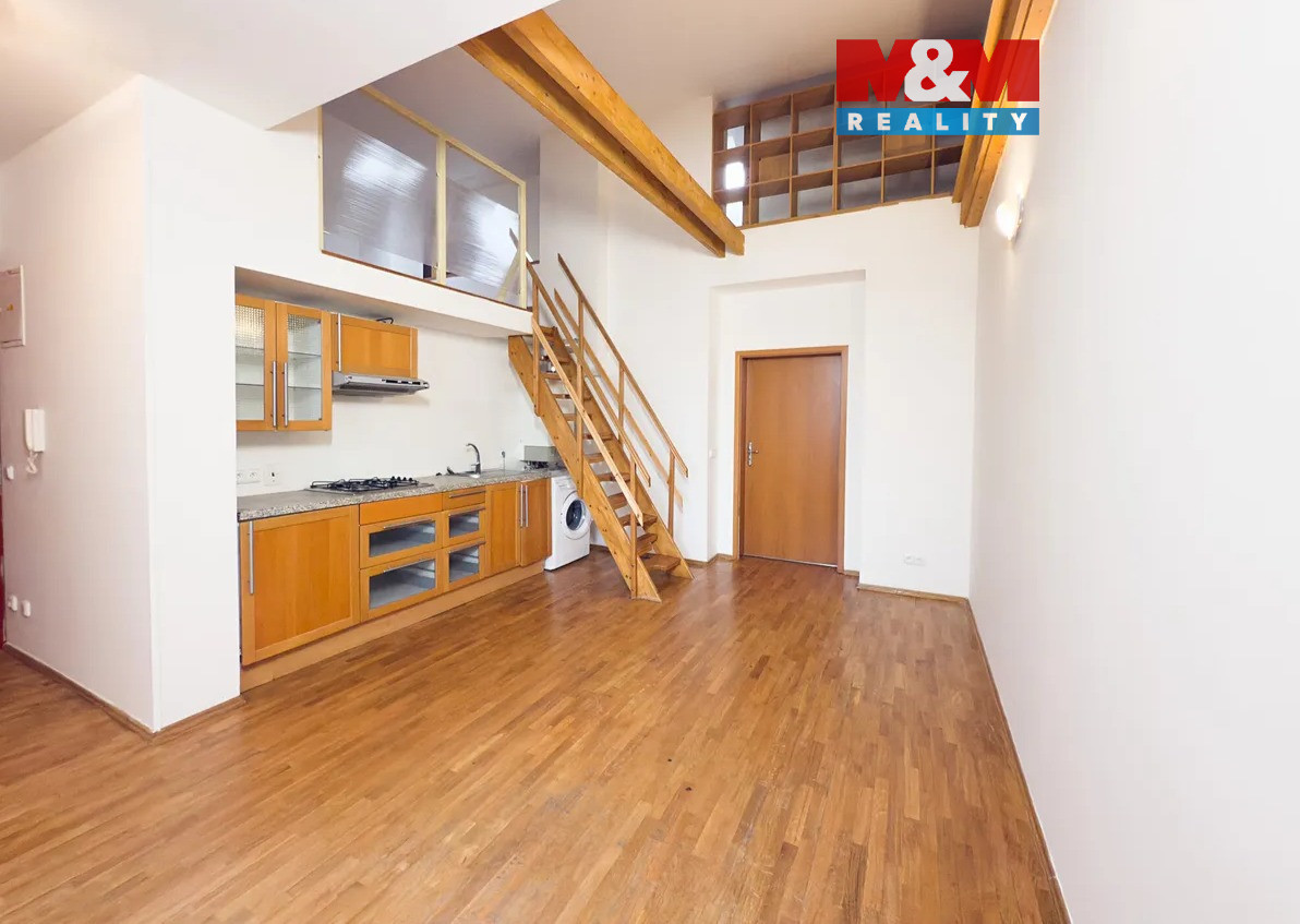 Prodej bytu 1+1, 55 m², Praha, ul. Vlkova