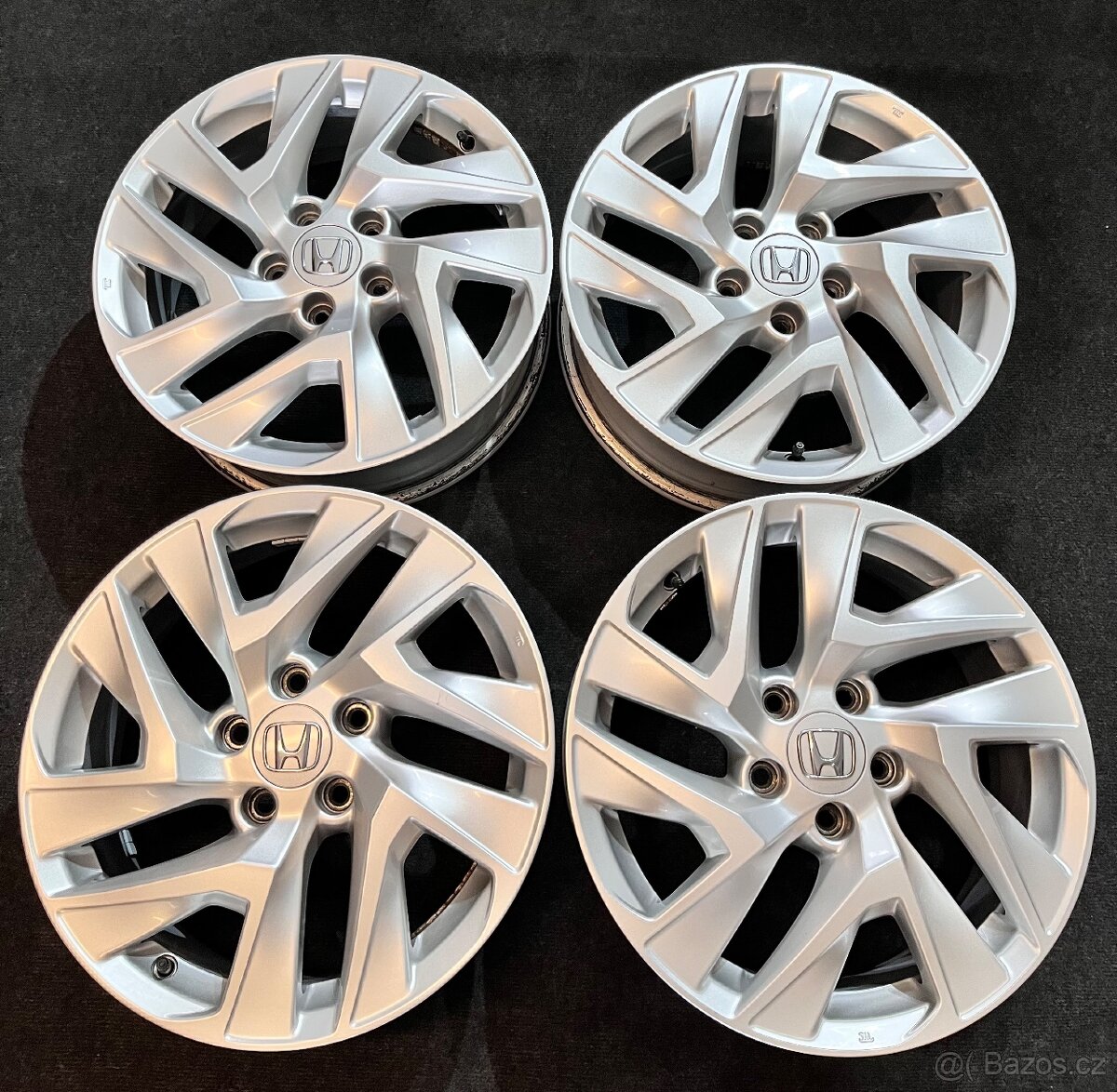 5x114,3 R17 Honda CRV originál Alu disky - TOP STAV
